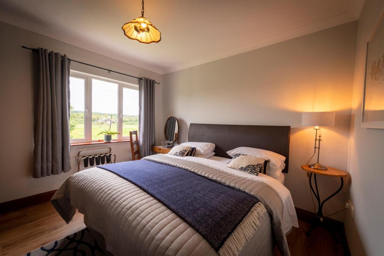 Bunratty Meadows Bed & Breakfast ภายนอก รูปภาพ
