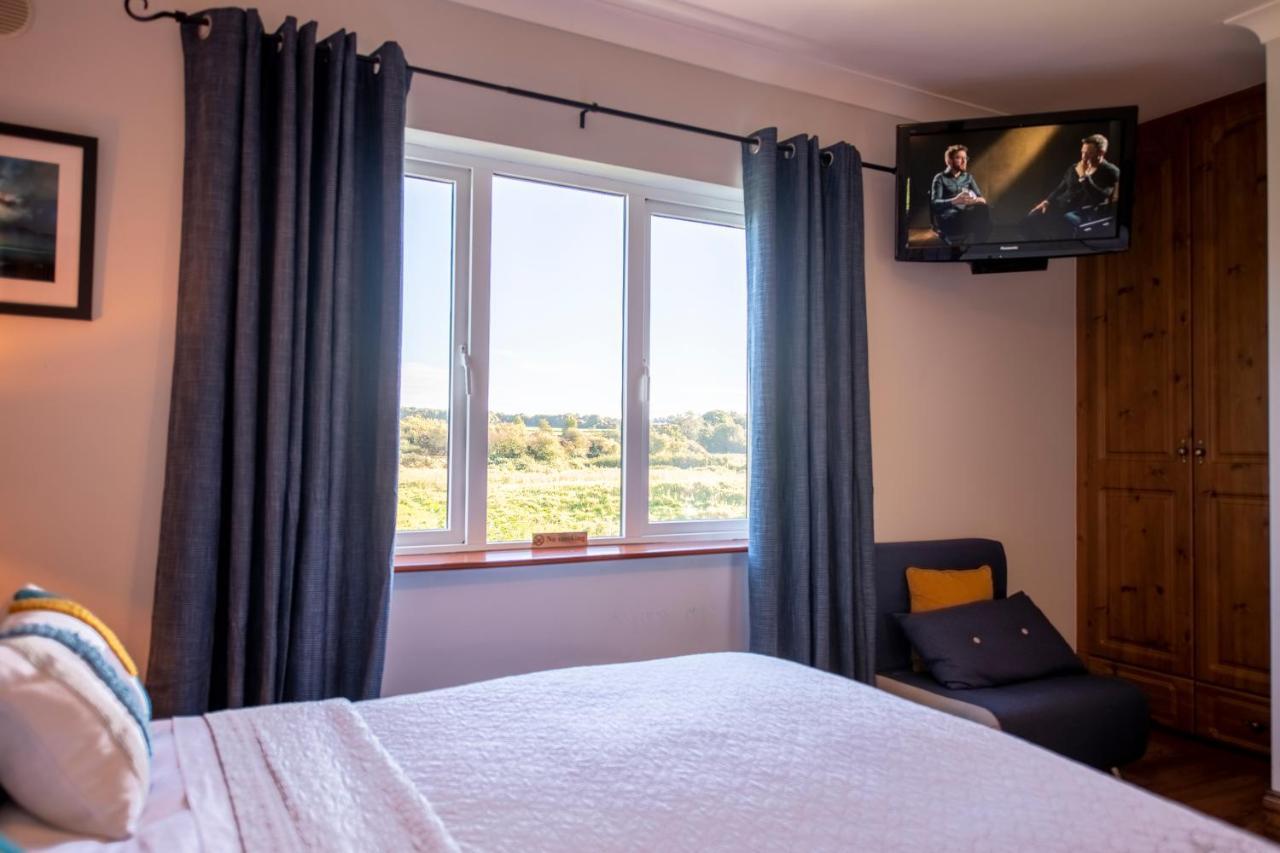 Bunratty Meadows Bed & Breakfast ภายนอก รูปภาพ