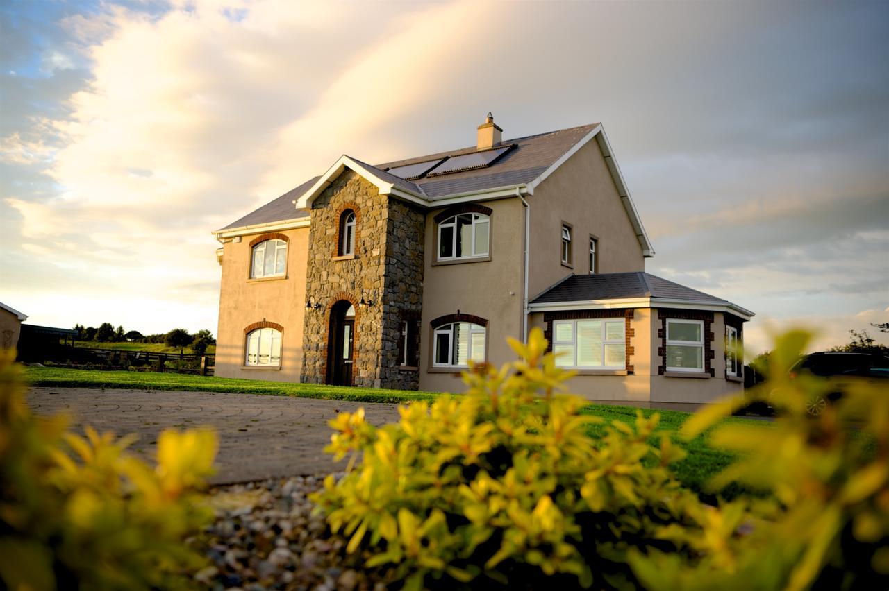 Bunratty Meadows Bed & Breakfast ภายนอก รูปภาพ